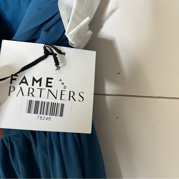 Fame And Partners Cut Out Pleated Teal Maxi Dress - Picture 12 of 14